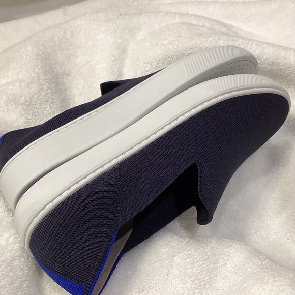 Rothy's The Original Slip On Sneaker Navy Solid Textile Shoe Woman’s US 8.5 - Picture 6 of 11